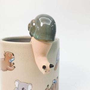 Snail Pot Hanger Green 8cm – Love Shack Giftware (1)