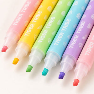 Colorful sundae markers with chisel tip design