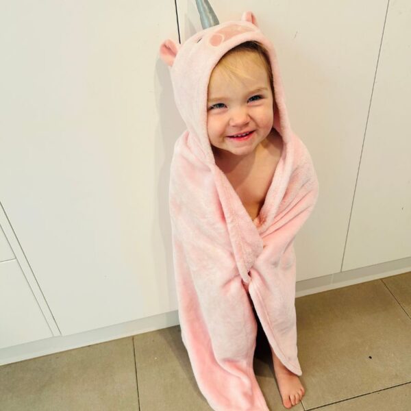 Esther - Unicorn Blanket – Pink - Love Shack Giftware (1)